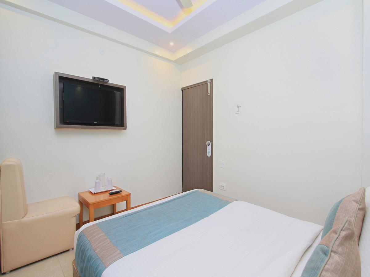 Aishwarya Le Royal Hotel Mysore Bagian luar foto