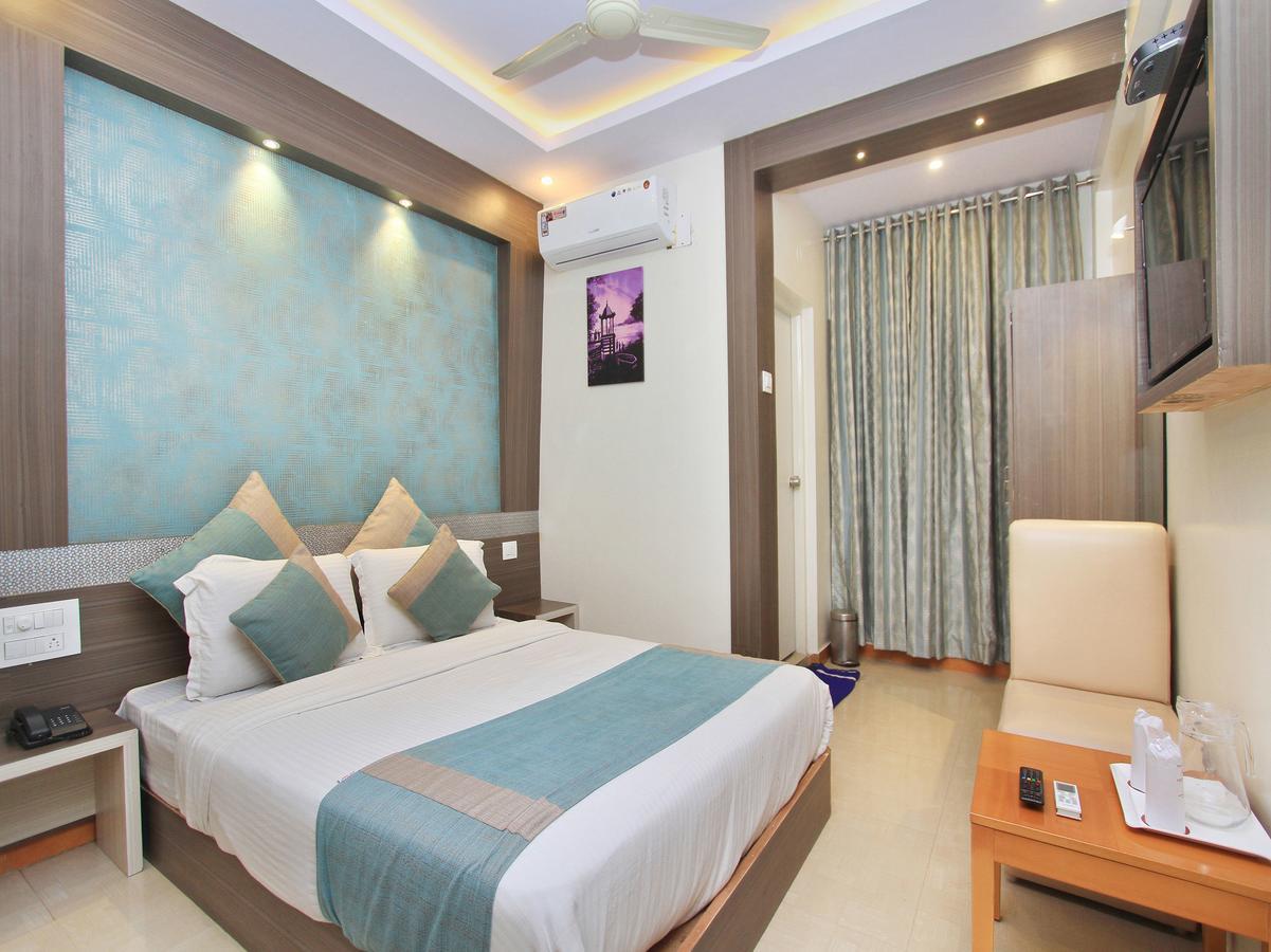 Aishwarya Le Royal Hotel Mysore Bagian luar foto