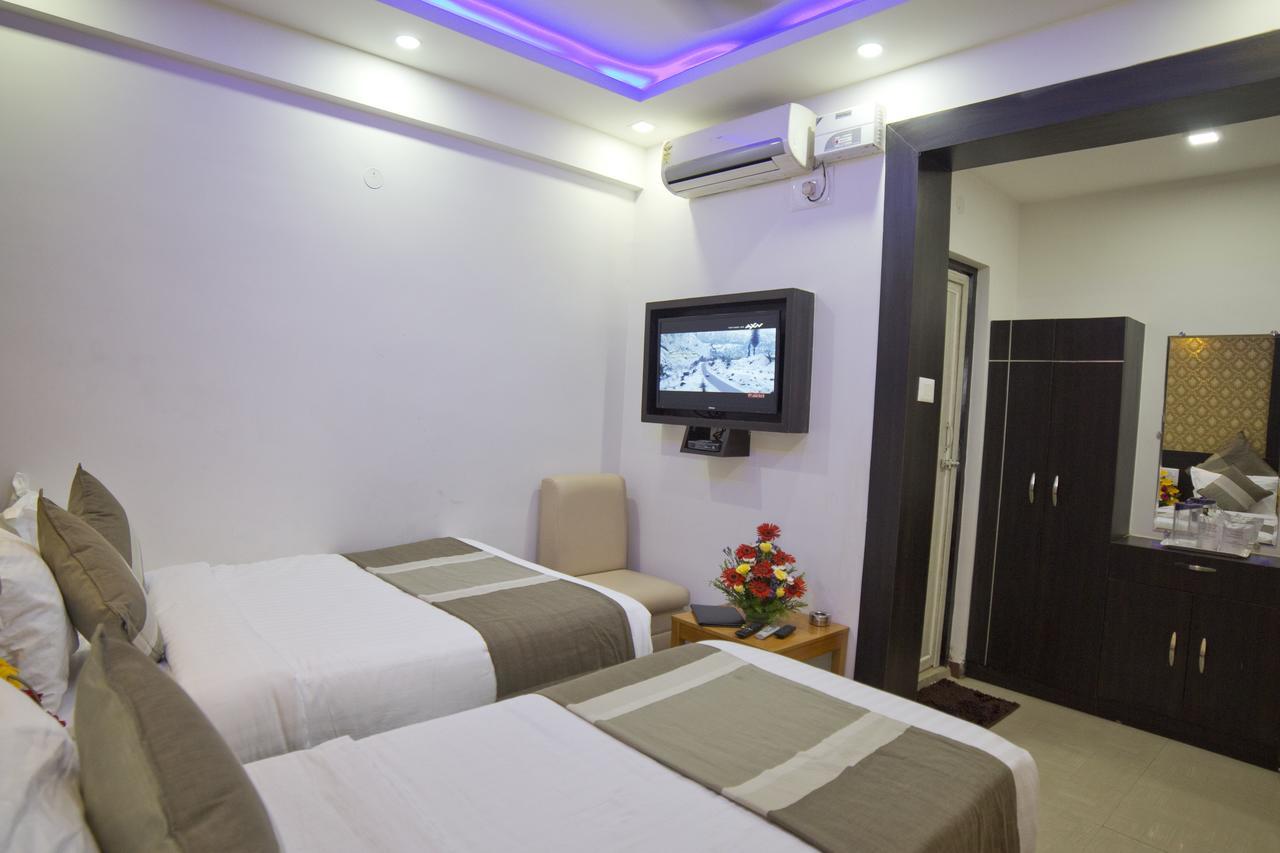 Aishwarya Le Royal Hotel Mysore Bagian luar foto