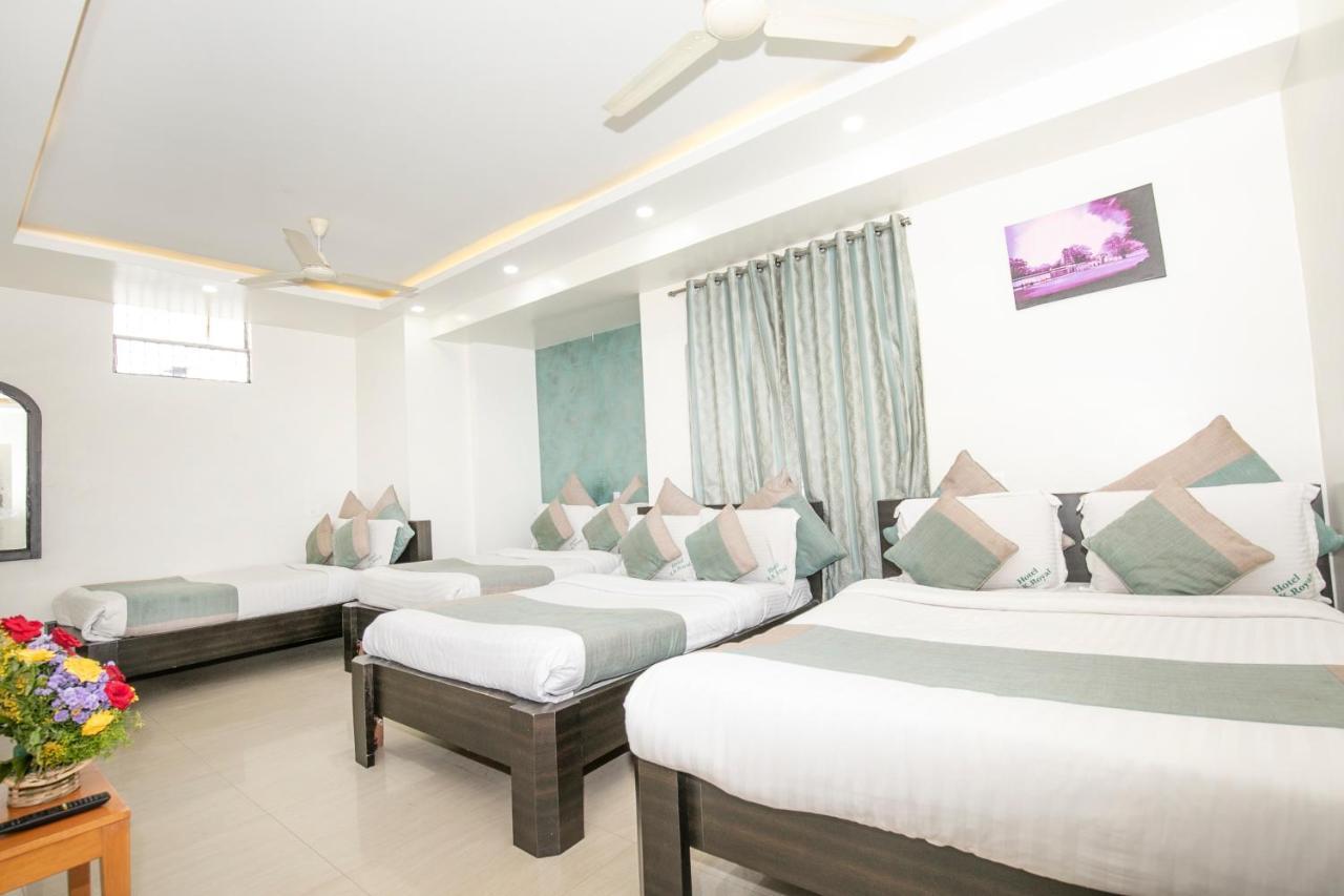 Aishwarya Le Royal Hotel Mysore Bagian luar foto