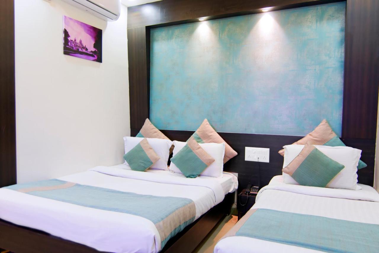 Aishwarya Le Royal Hotel Mysore Bagian luar foto