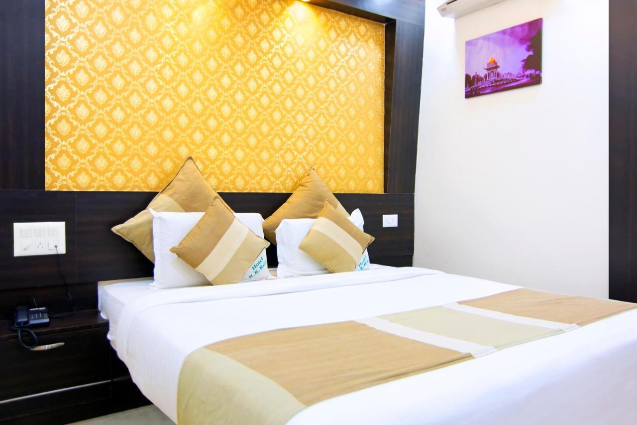 Aishwarya Le Royal Hotel Mysore Bagian luar foto